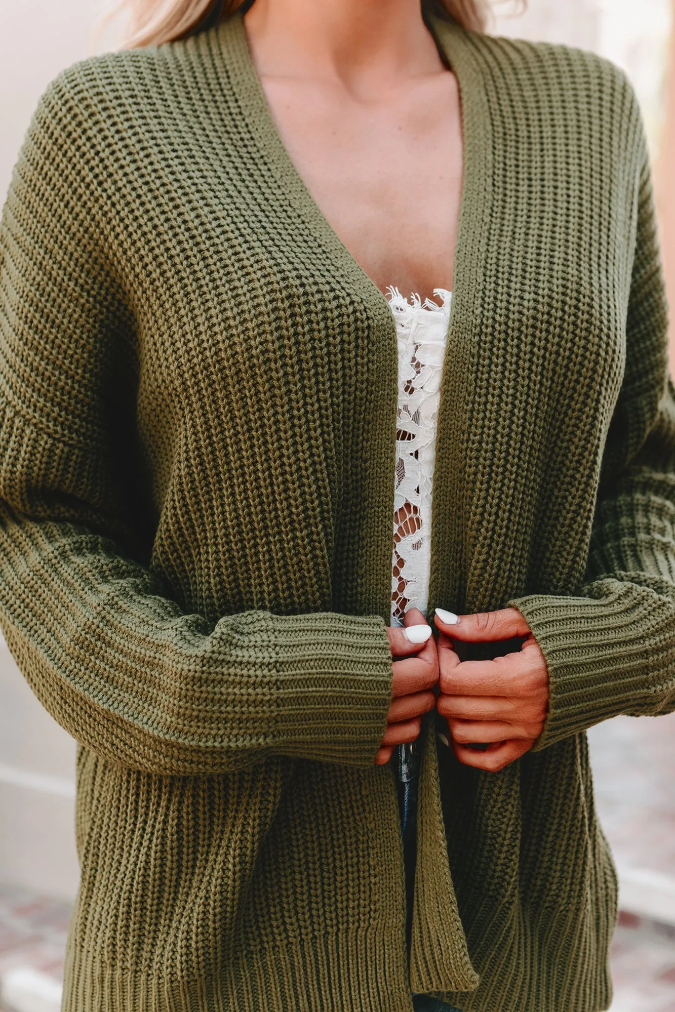 Balcony Breeze Open Front Chunky Knit Cardigan (Olive)