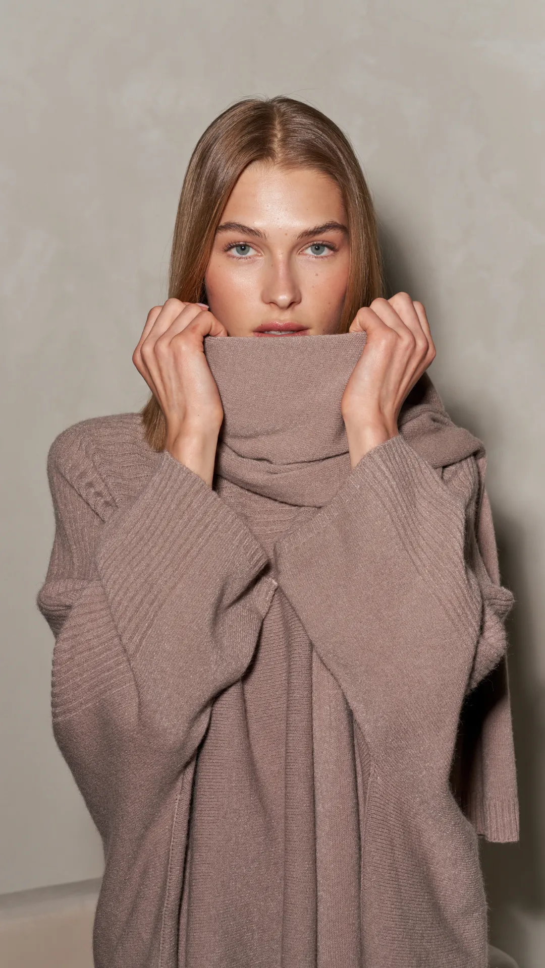 CORA WRAP SCARF - SMOKE