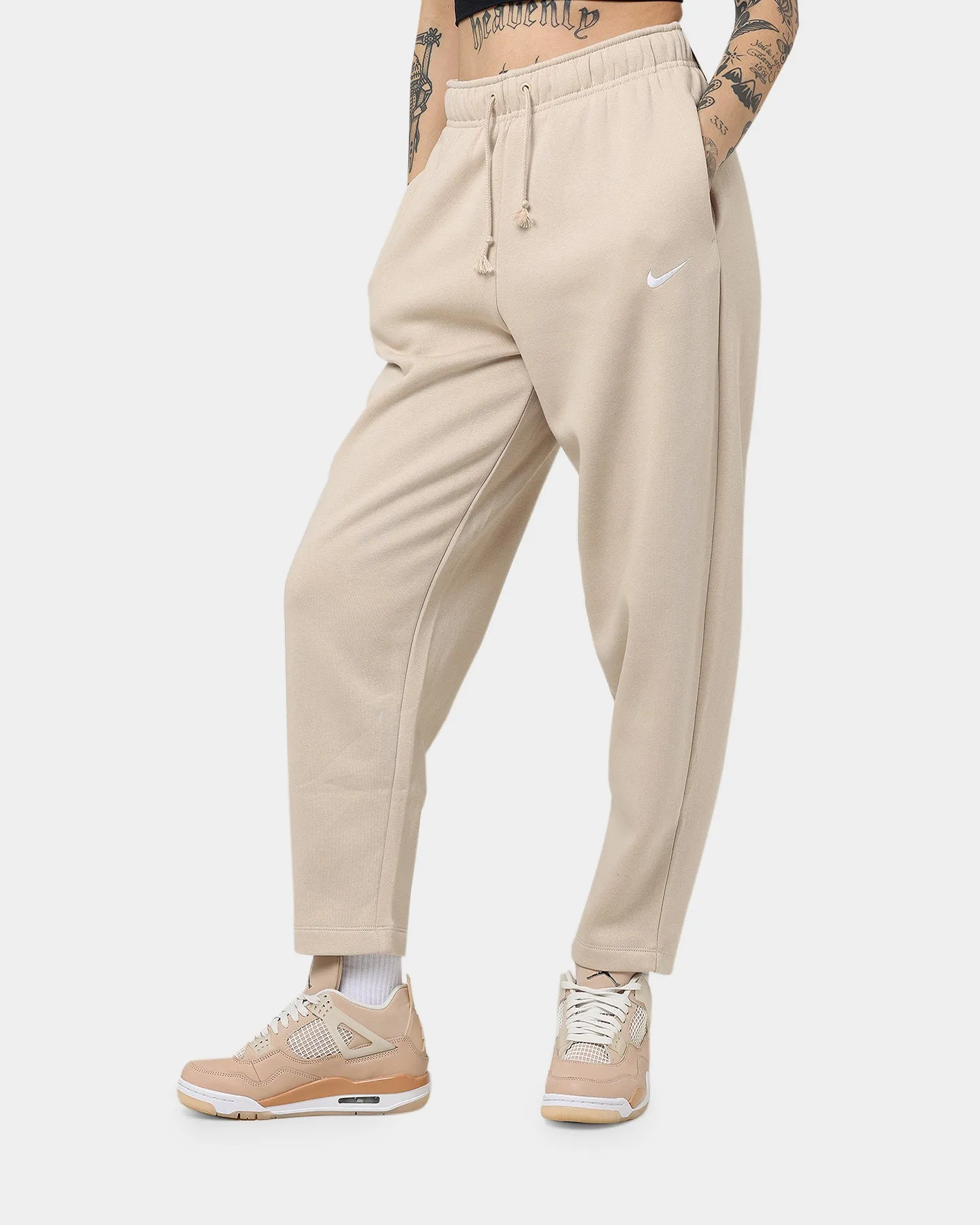 Nike Women's Sportswear Collection Essentials Fleece Curve Pants Sanddrift