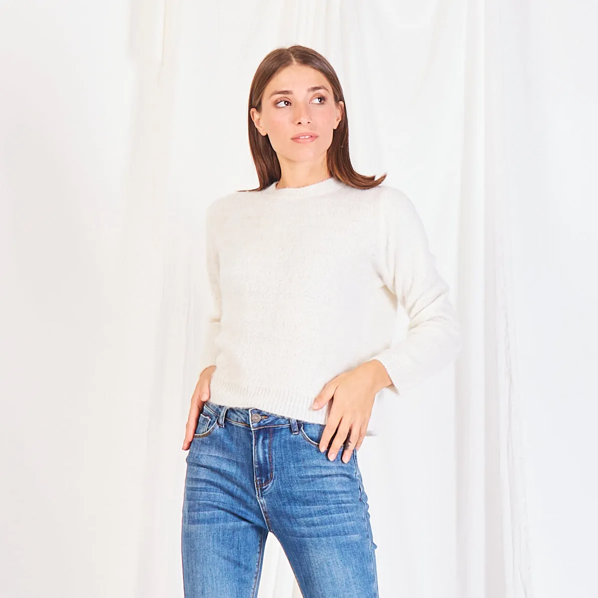 Wholesale chunky mohair-knit cropped sweater