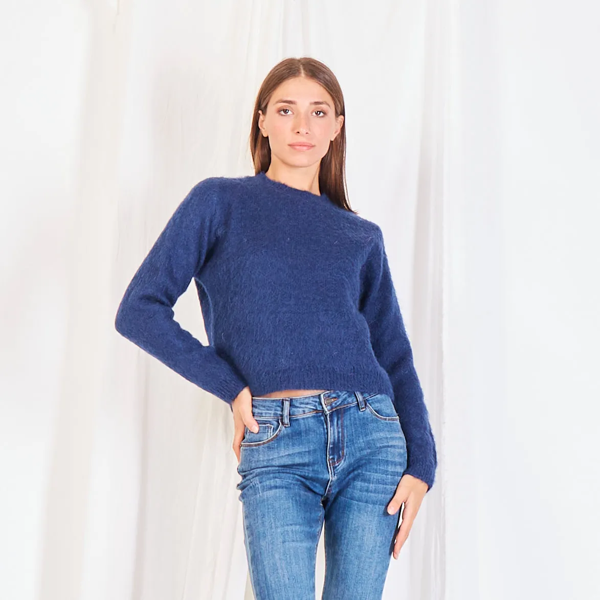 Wholesale chunky mohair-knit cropped sweater