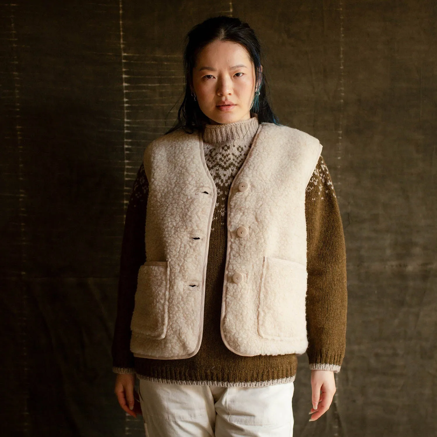 Womens Elk Vest - Wool Teddy Fleece - Oatmeal